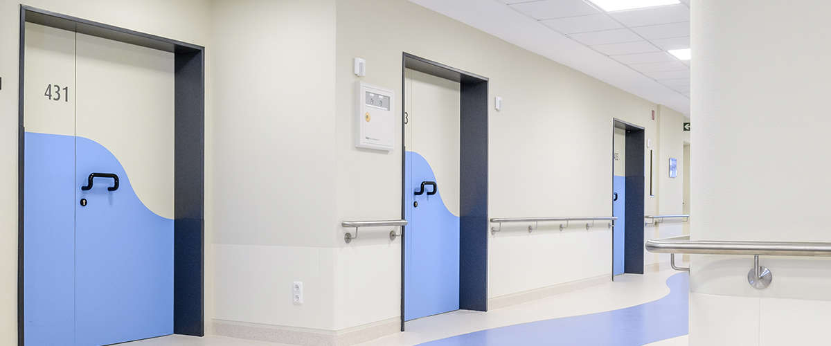 protectie usi spitale medical
